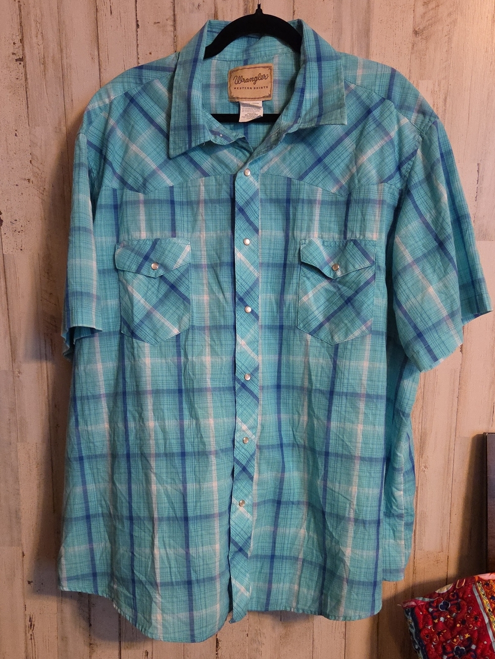 Wrangler Turquoise Plaid Short-Sleeve Button-Down Shirt